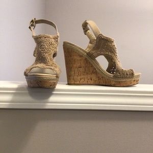 Nordstrom’s size 9.5 platform summer sandal